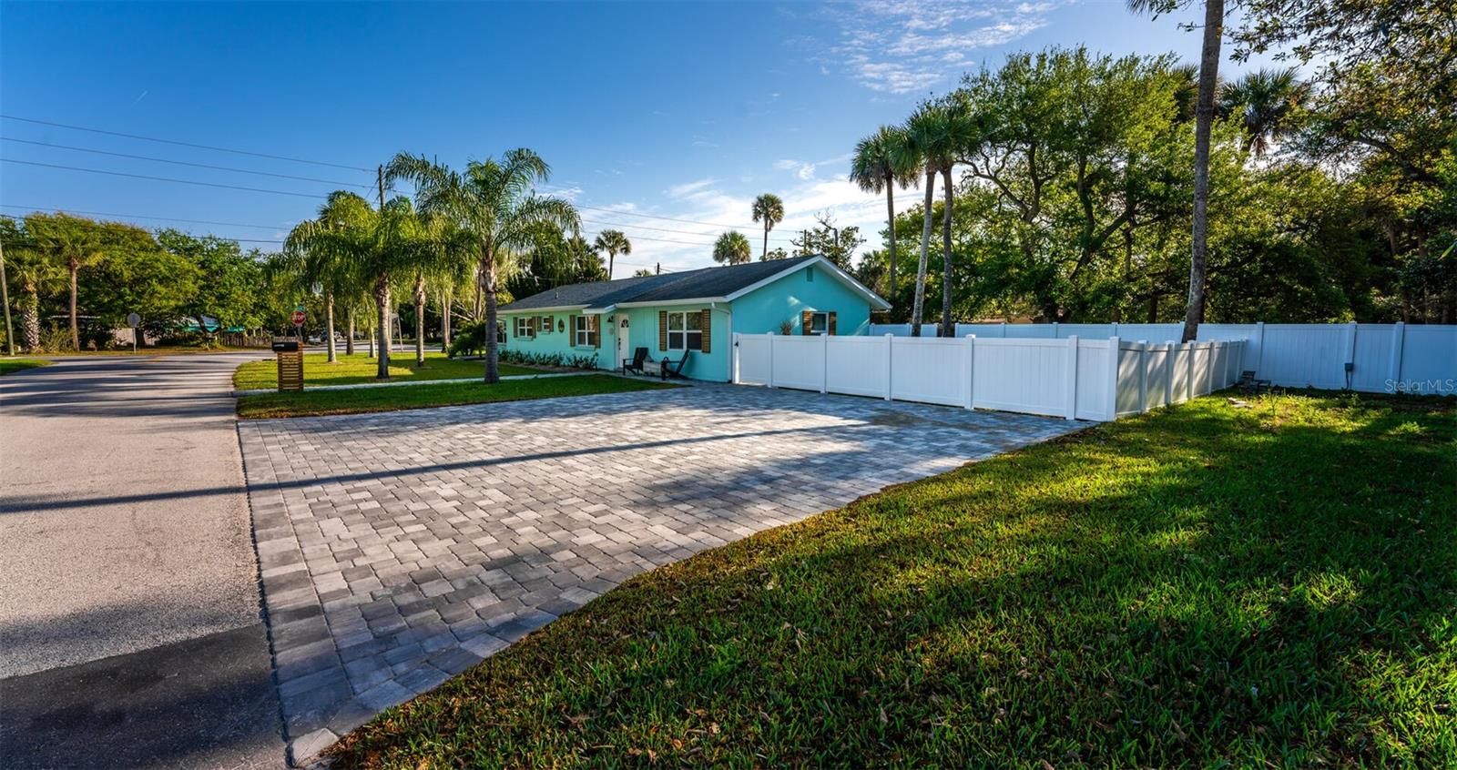 DETWILERS N 650 FT LT 02 16 17 34 NEW SMYRNA BEACH - Residential Lease
