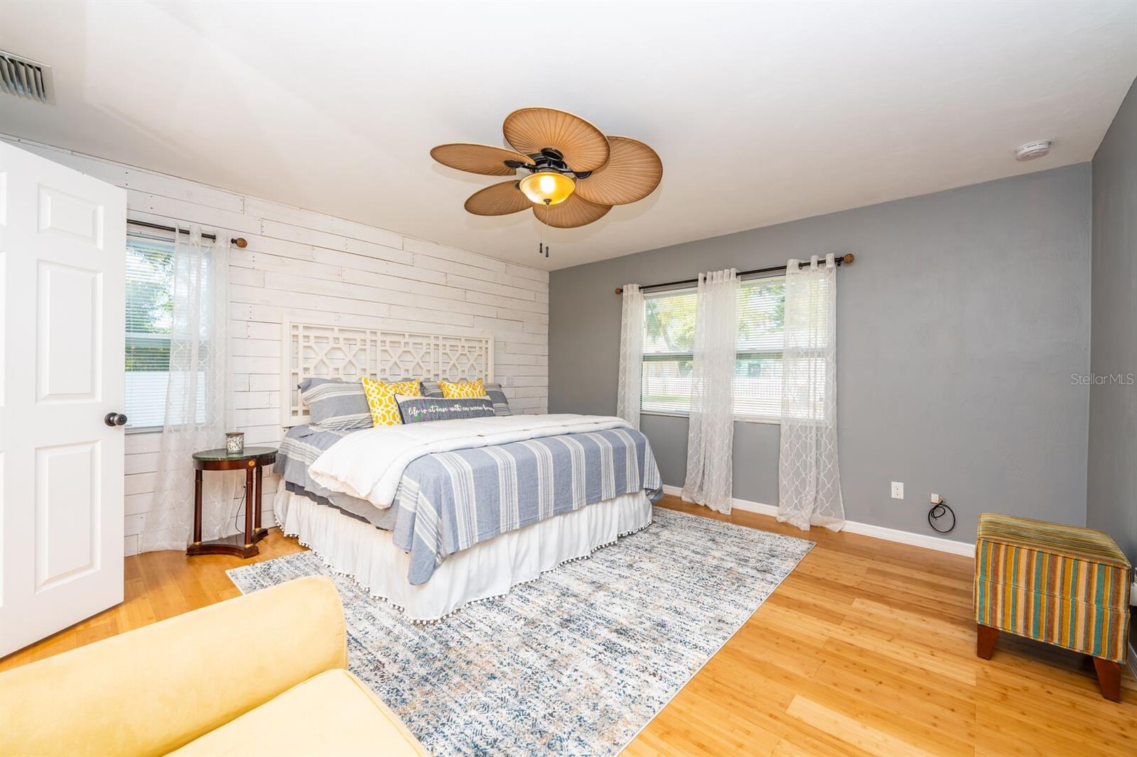 DETWILERS N 650 FT LT 02 16 17 34 NEW SMYRNA BEACH - Residential Lease