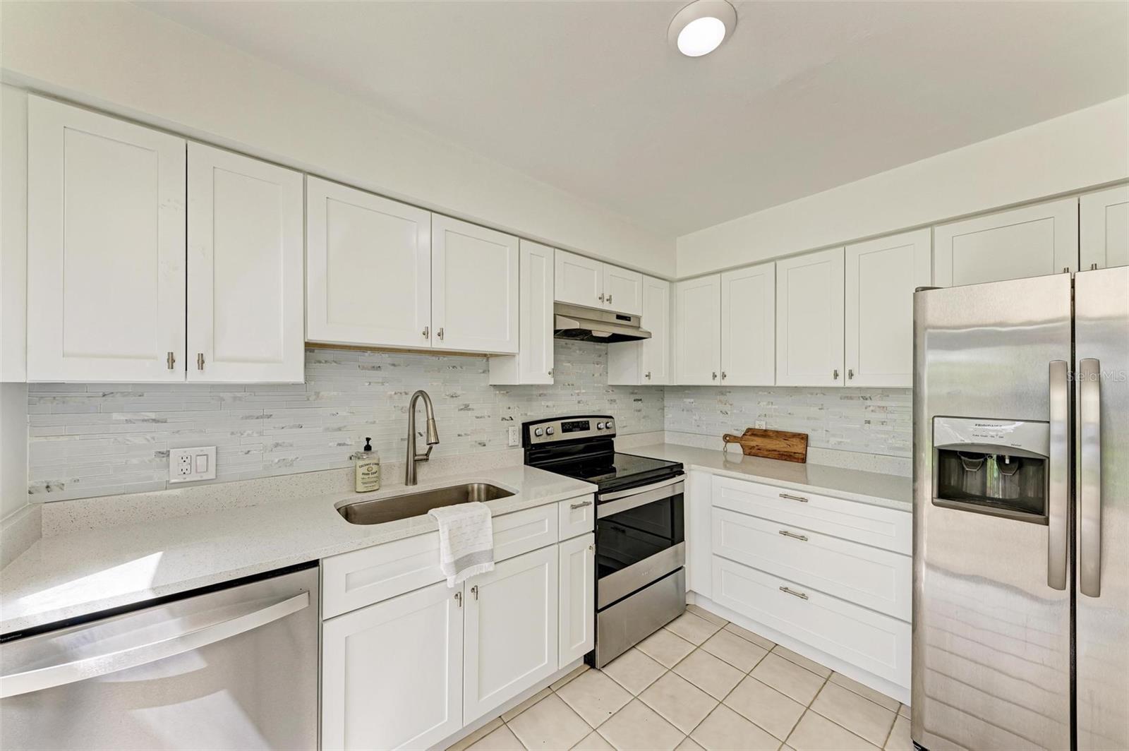 MEADOWLAKE III - Residential