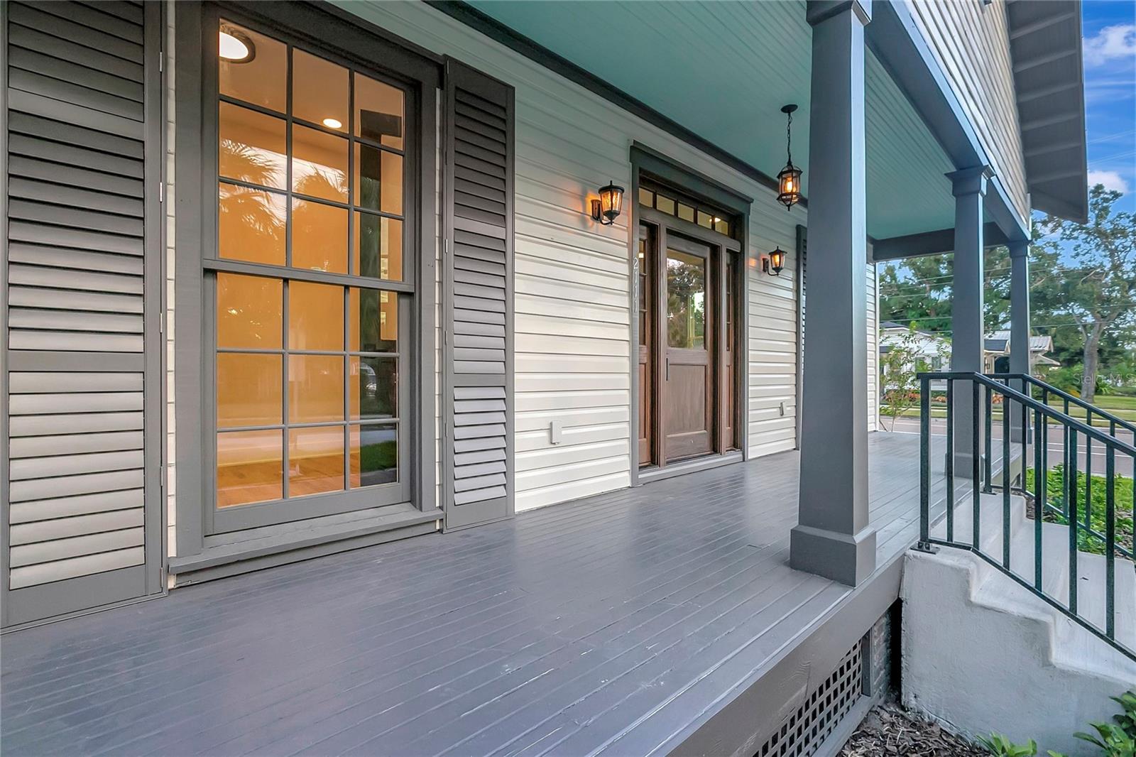 2111 W CLEVELAND STREET