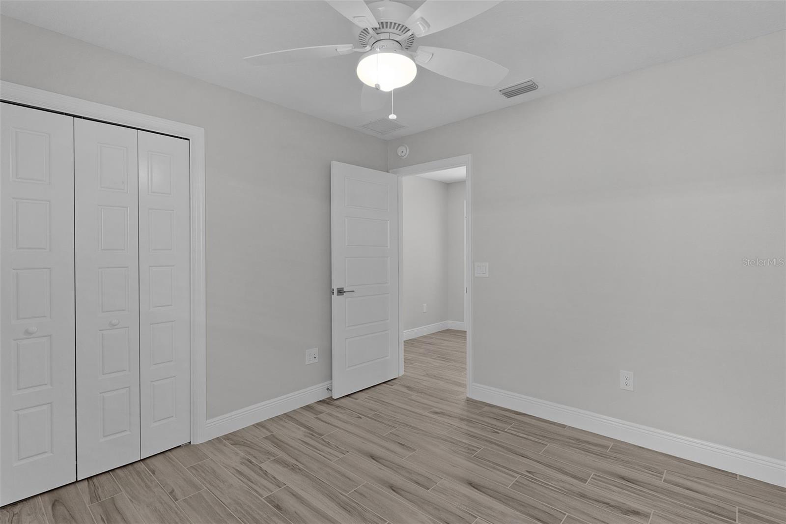 VILLAGES/SOUTHERN OAKS UN 68 - Residential