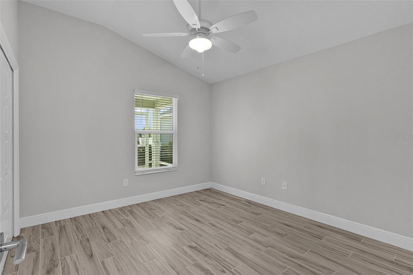 VILLAGES/SOUTHERN OAKS UN 68 - Residential