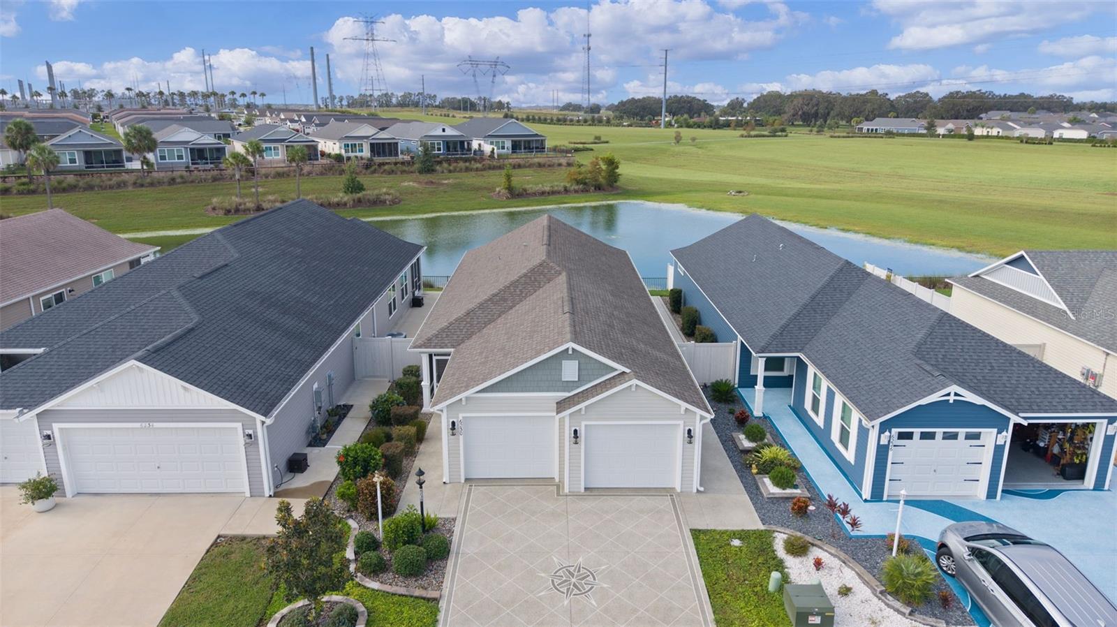 VILLAGES/SOUTHERN OAKS UN 68 - Residential