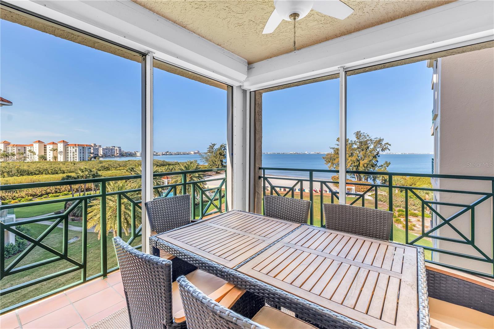 DOLPHIN CAY BERMUDA - Residential