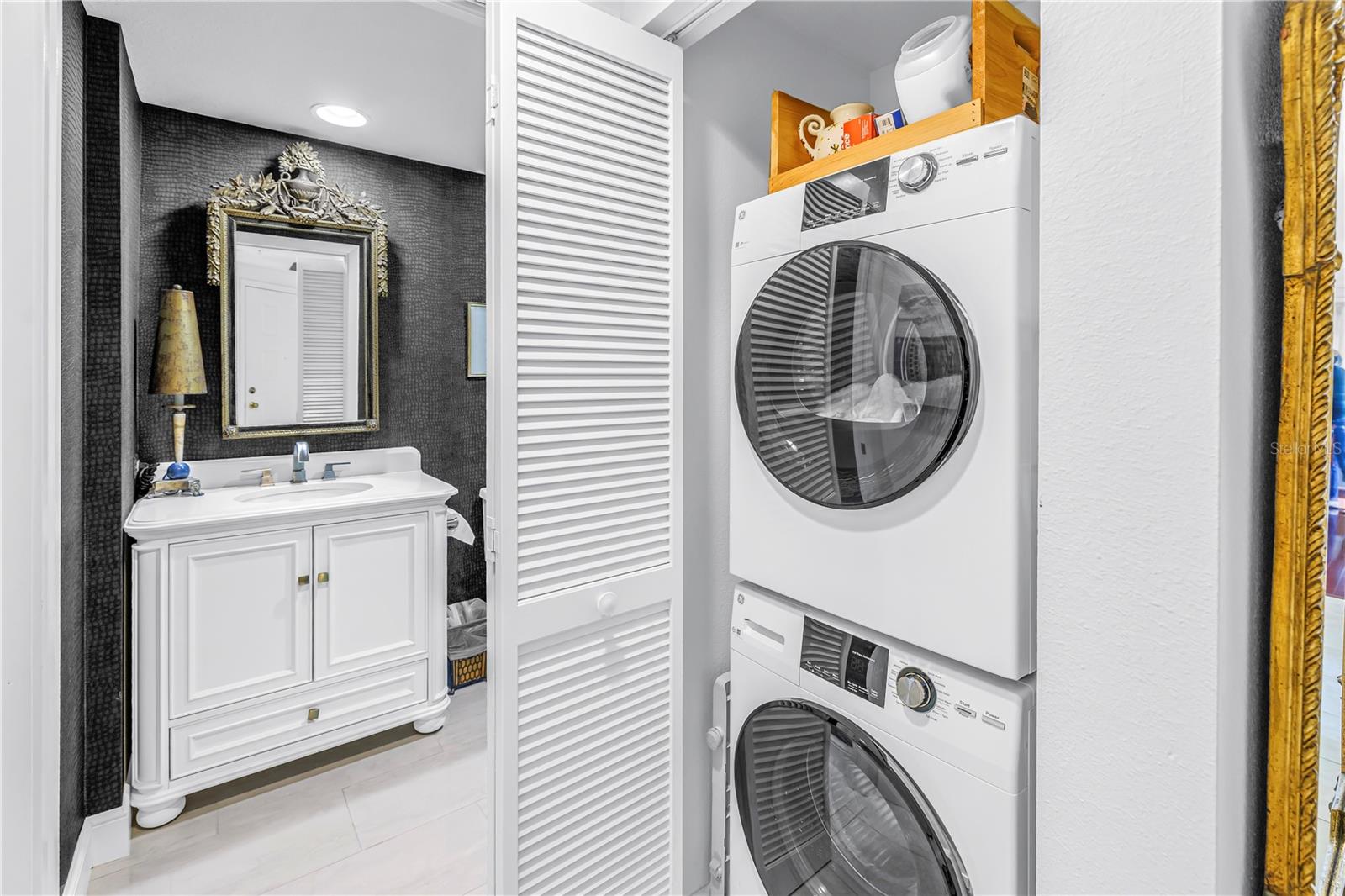 DOLPHIN CAY BERMUDA - Residential