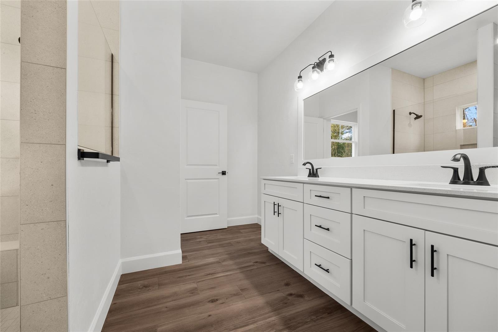 ALOMA ESTATES - Residential