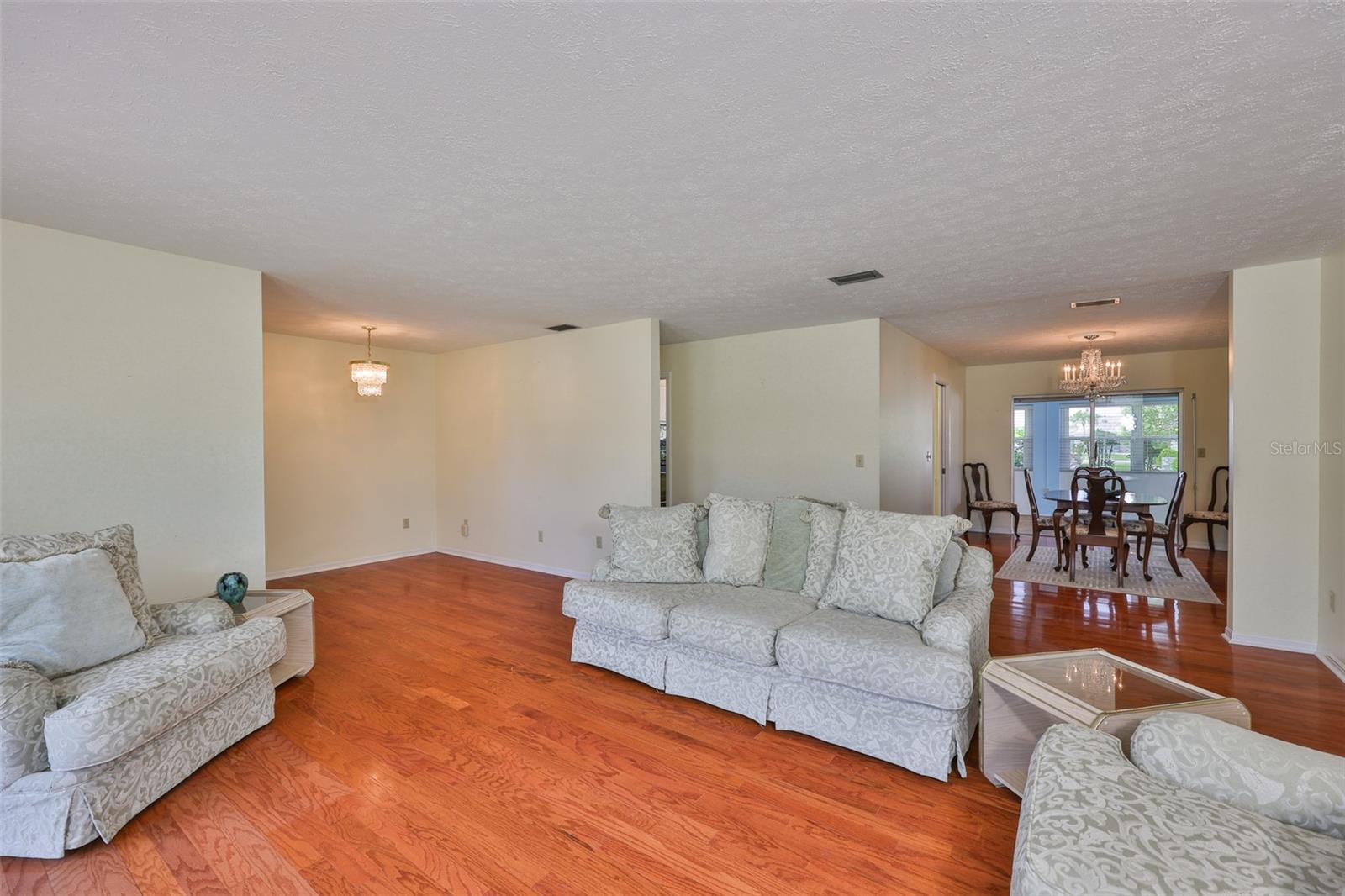608 FORT DUQUESNA DRIVE