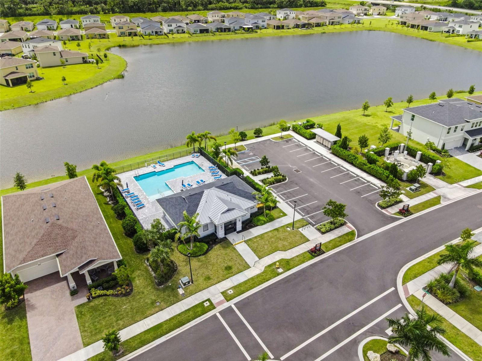 PALM VISTA EVERLANDS - Residential
