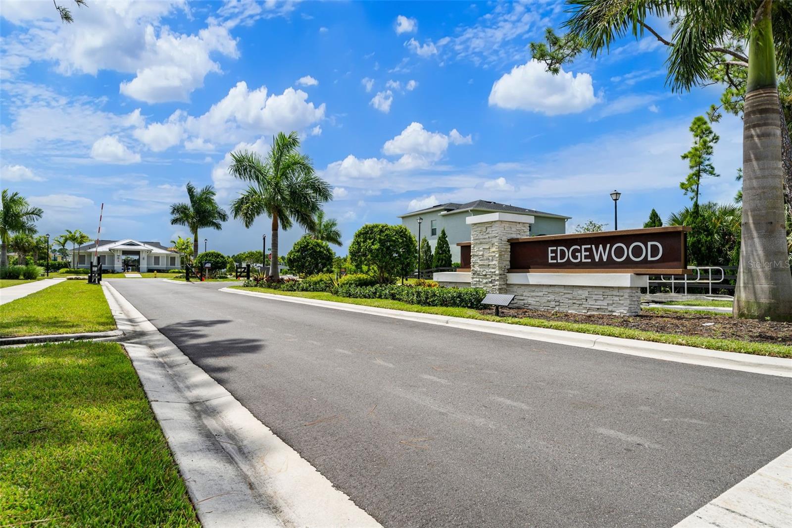 PALM VISTA EVERLANDS - Residential