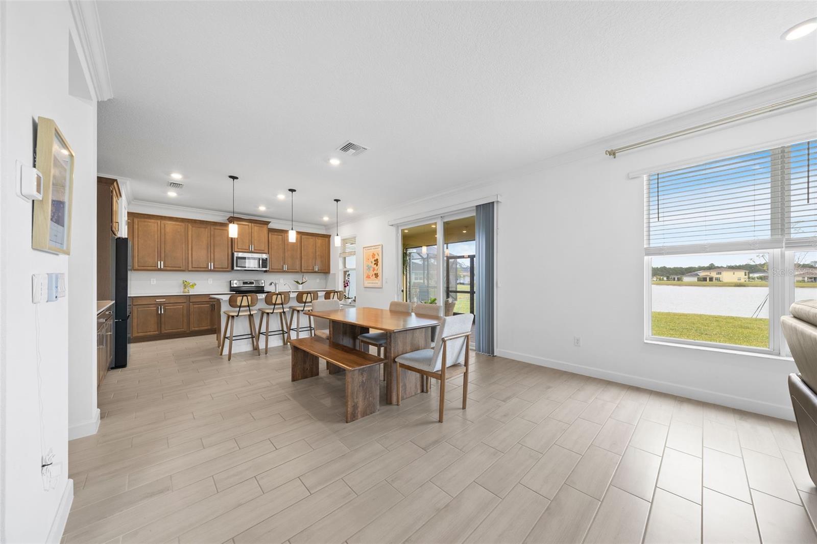 PALM VISTA EVERLANDS - Residential