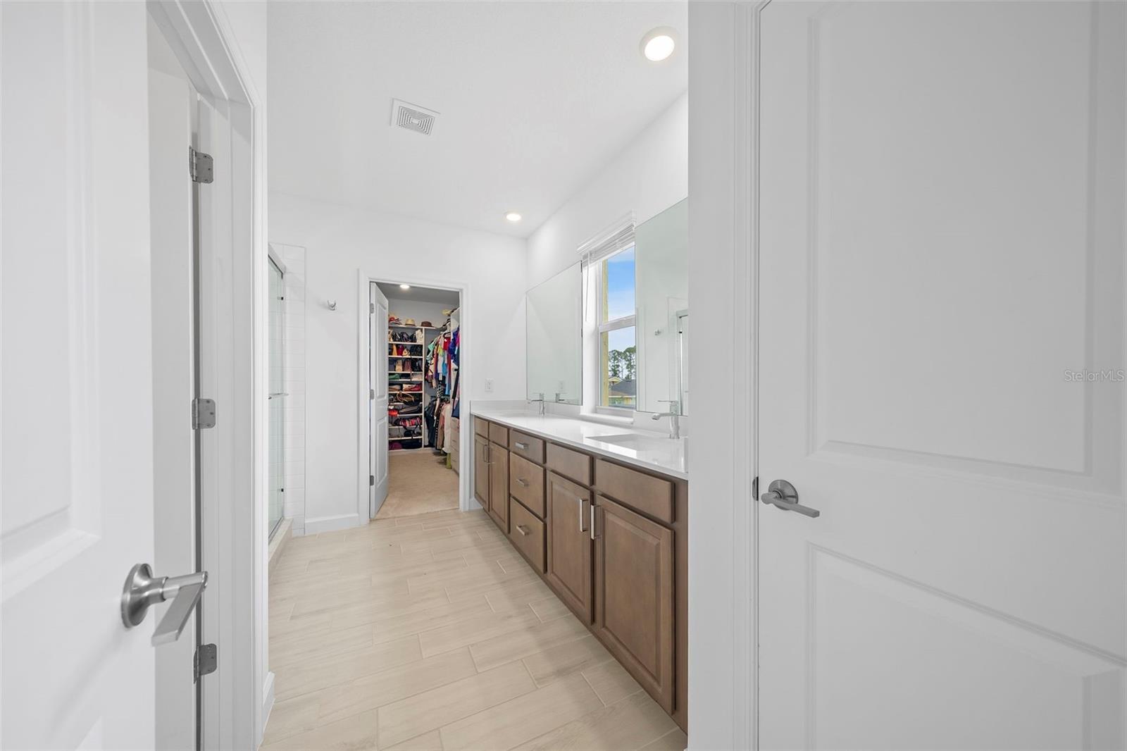 PALM VISTA EVERLANDS - Residential
