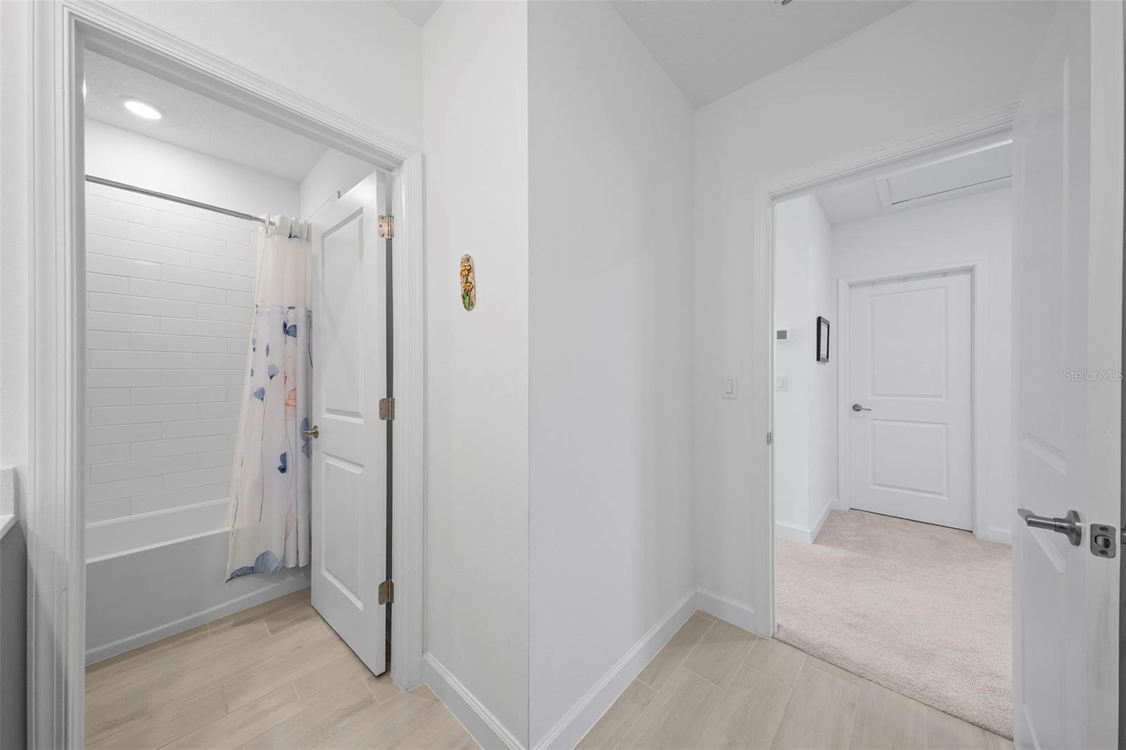 PALM VISTA EVERLANDS - Residential