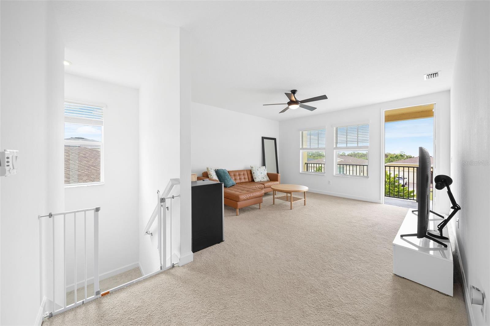 PALM VISTA EVERLANDS - Residential