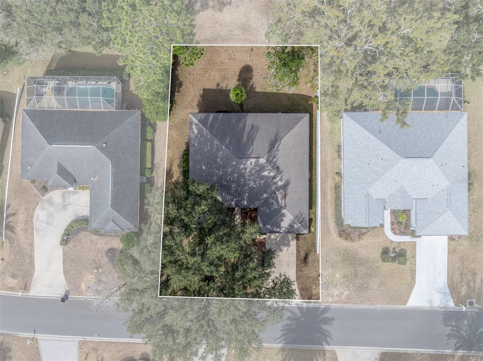 4614 N CRESTLINE DRIVE