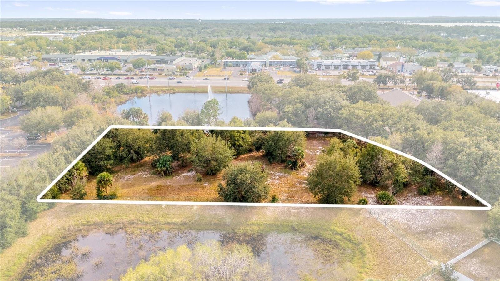 EUSTIS 44 GABLES - Land