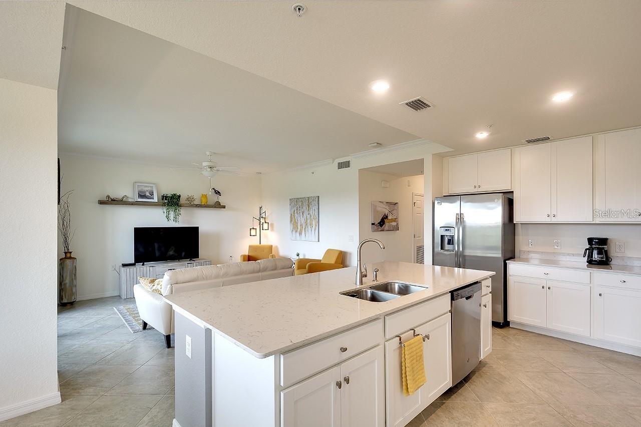 LAKEWOOD NATIONAL - Residential