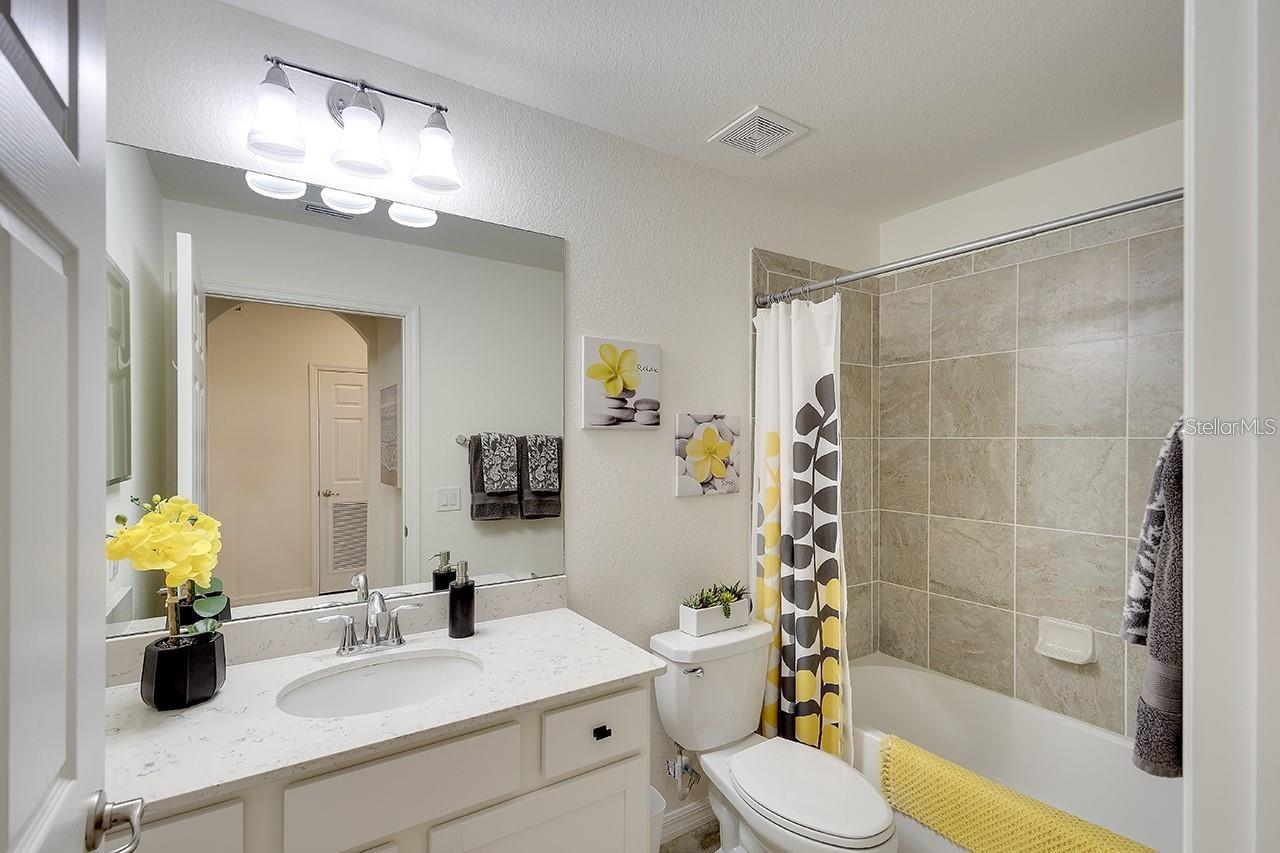 LAKEWOOD NATIONAL - Residential