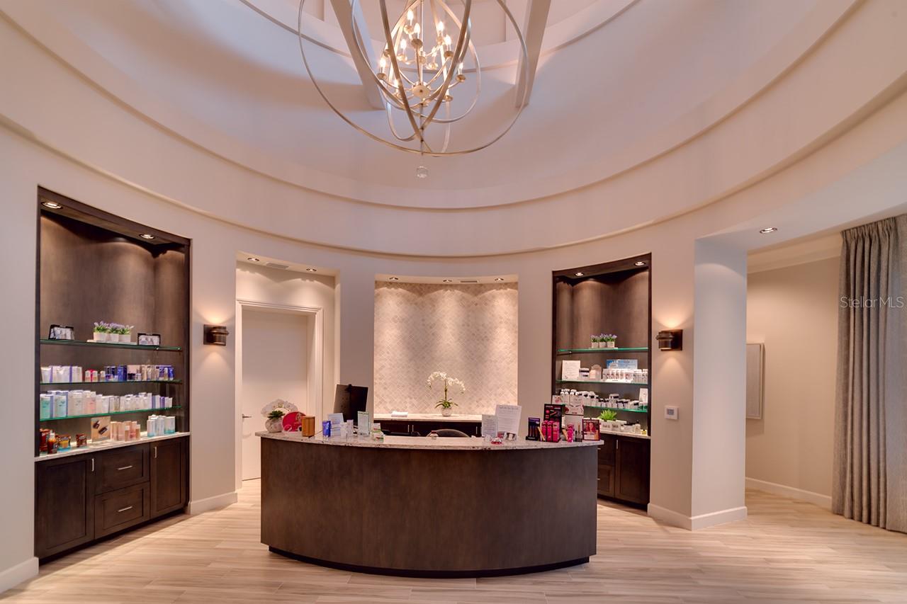 LAKEWOOD NATIONAL - Residential