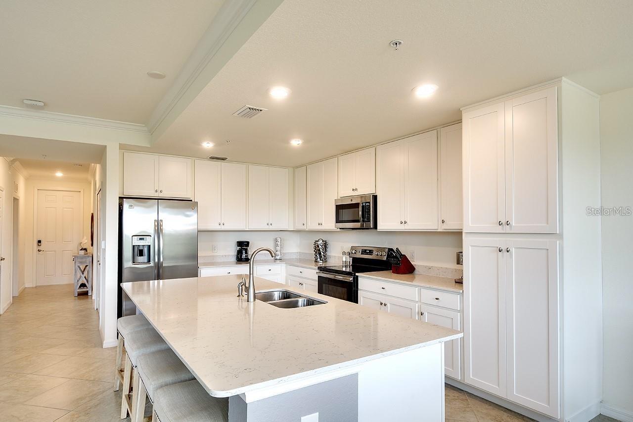 LAKEWOOD NATIONAL - Residential