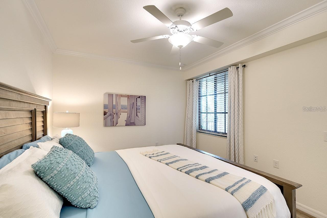 LAKEWOOD NATIONAL - Residential