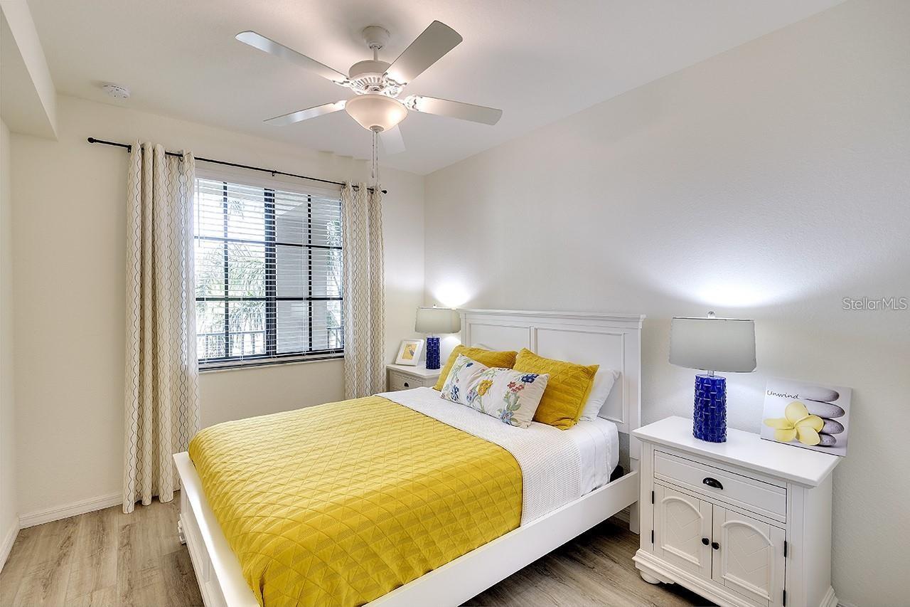 LAKEWOOD NATIONAL - Residential