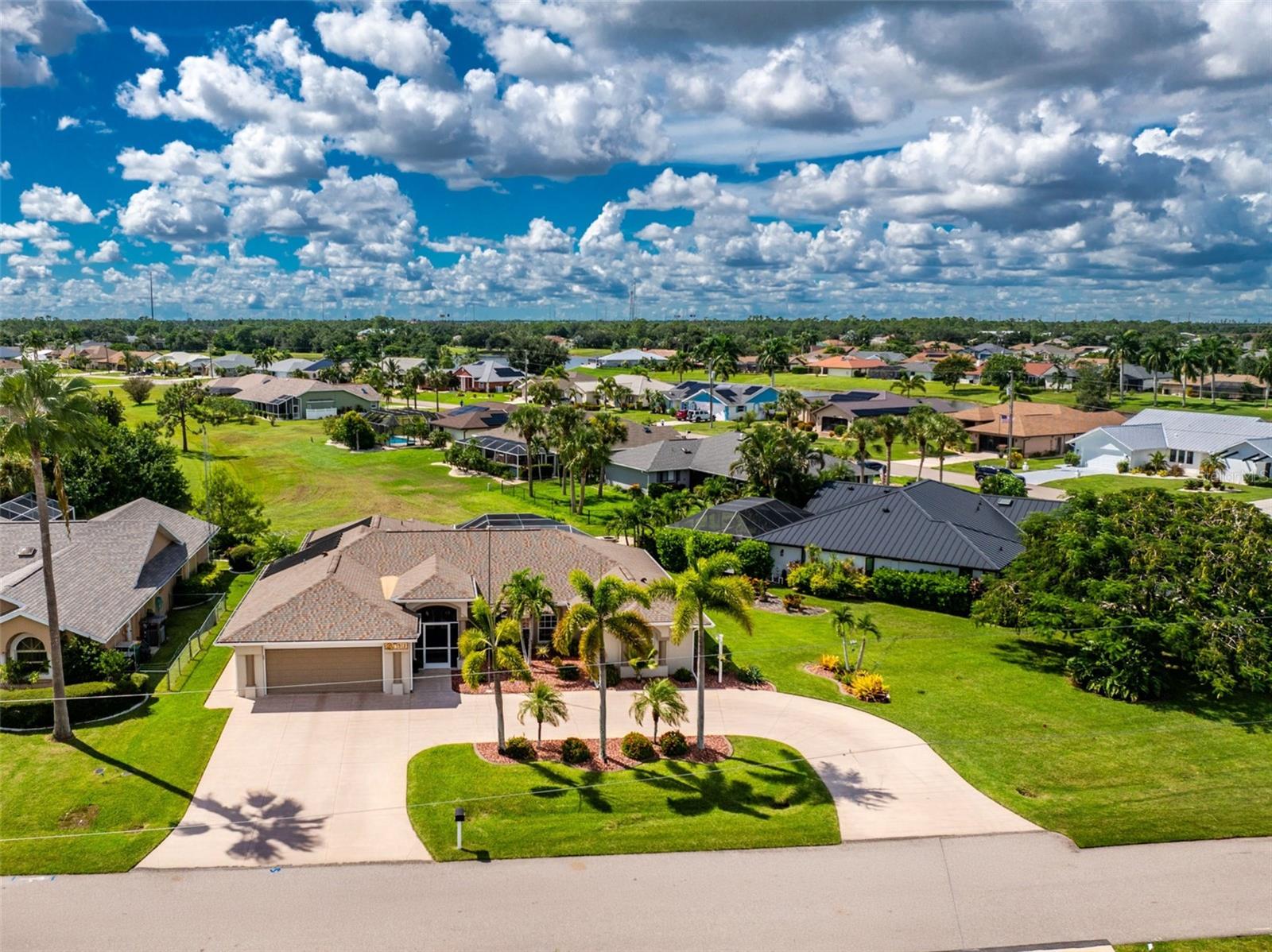1512 BLUE LAKE CIRCLE, PUNTA GORDA, FL, 33983 1 1512 BLUE LAKE CIRCLE