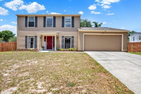 Photo of 1509 Foggy Ridge Parkway, Lutz, FL 33559 (MLS # TB8508187)