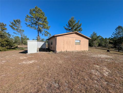 A home in DUNNELLON