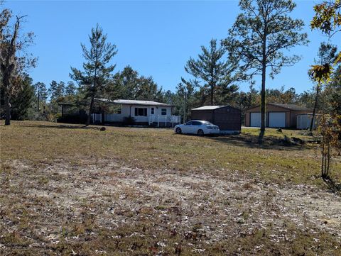 A home in DUNNELLON