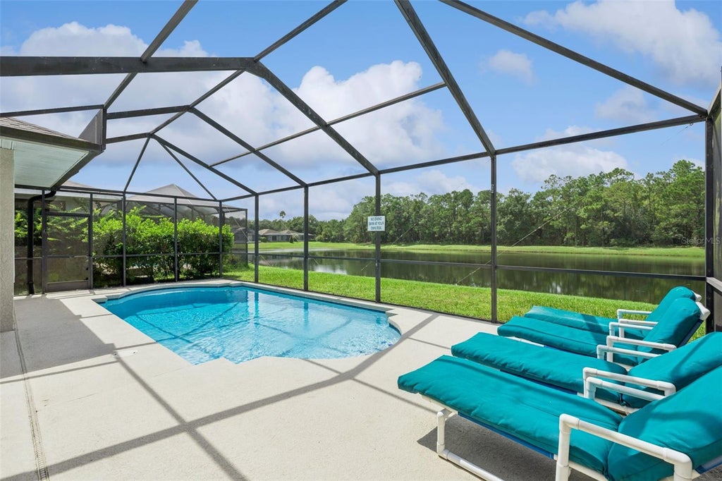 Photo of 2920 Sunset Lakes Boulevard, Kissimmee, FL 34747 (MLS # S5158175)