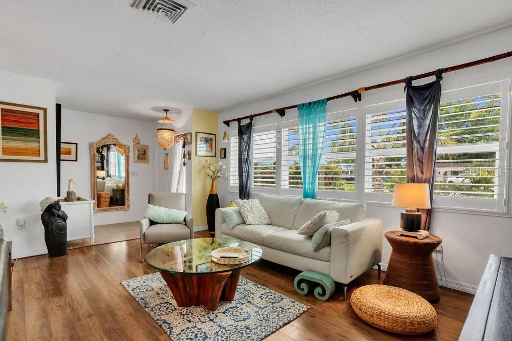Photo of 6012 1st Avenue W, Bradenton, FL 34209 (MLS # V4943458)