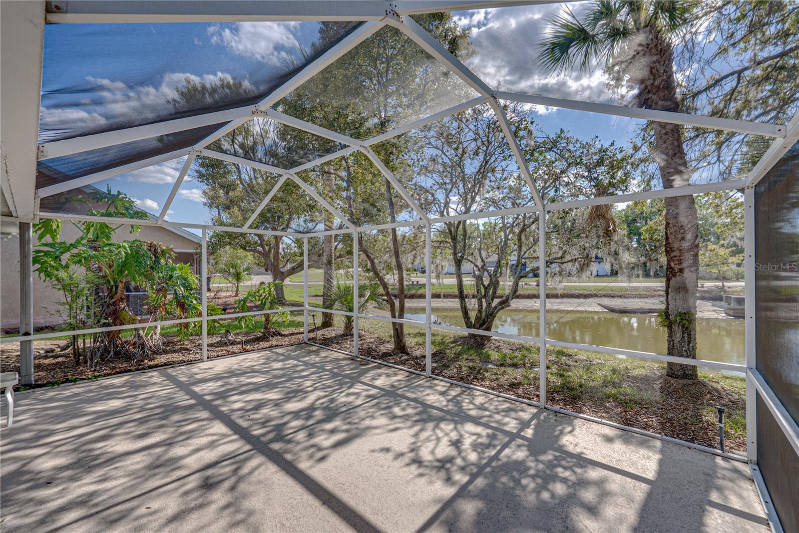 FAIRWAY OAKS FIRST ADD - Residential