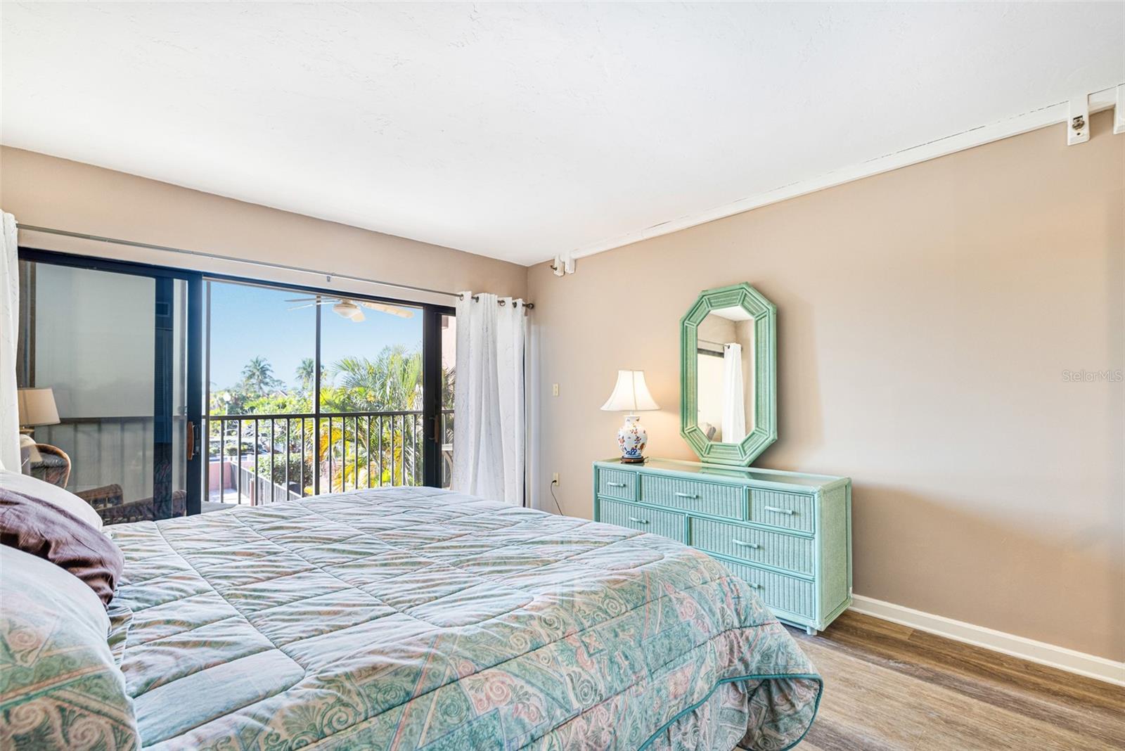 KEEL CLUB CONDO - Residential