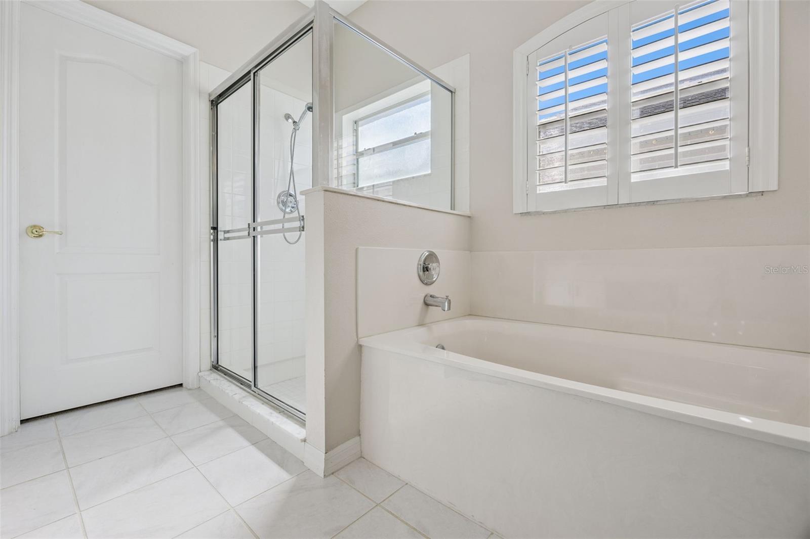 KINGS RIDGE - Residential