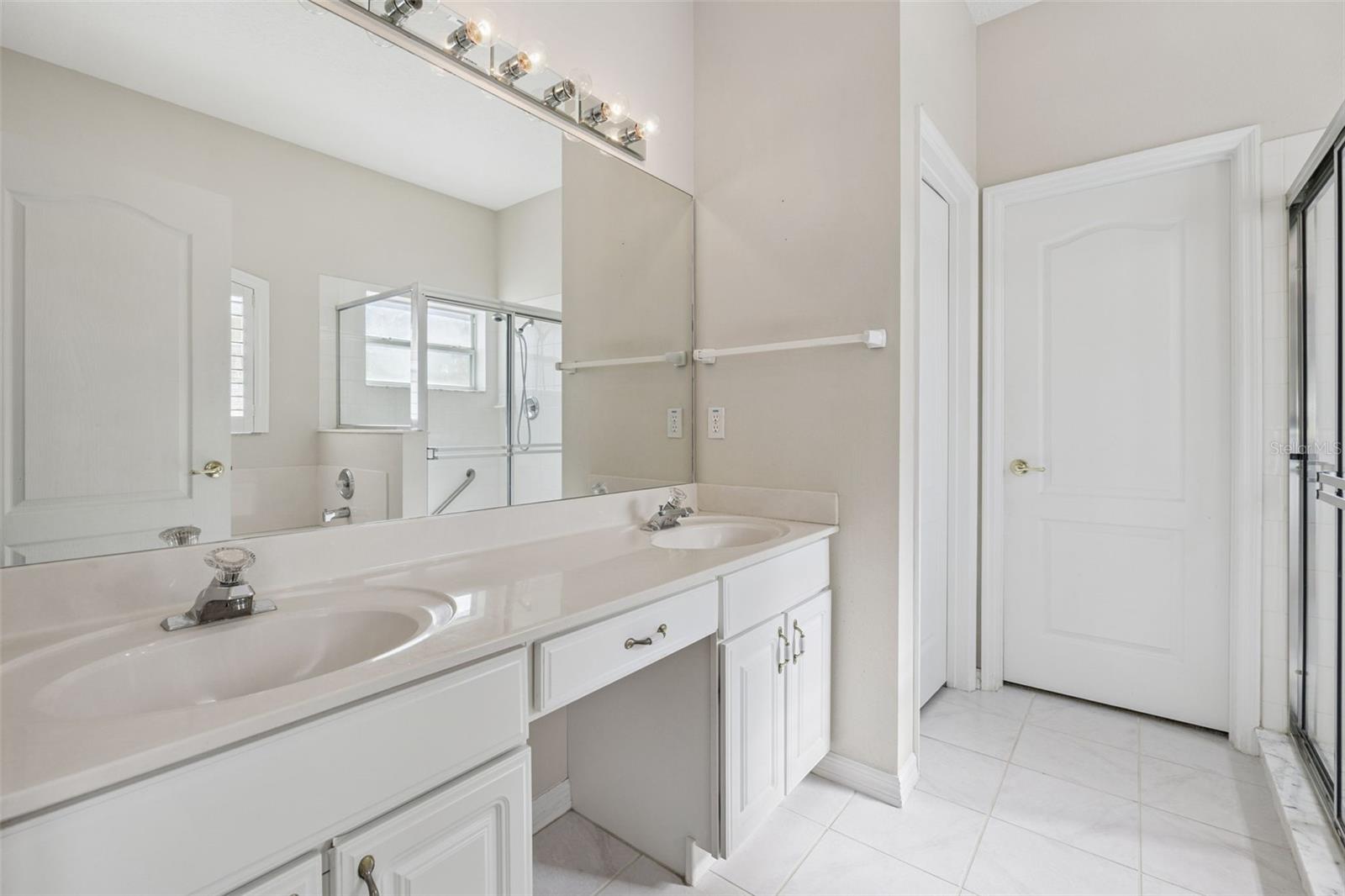 KINGS RIDGE - Residential