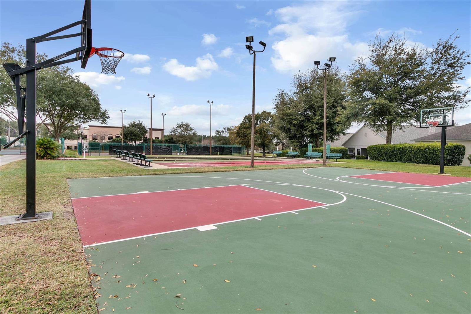 KINGS RIDGE - Residential