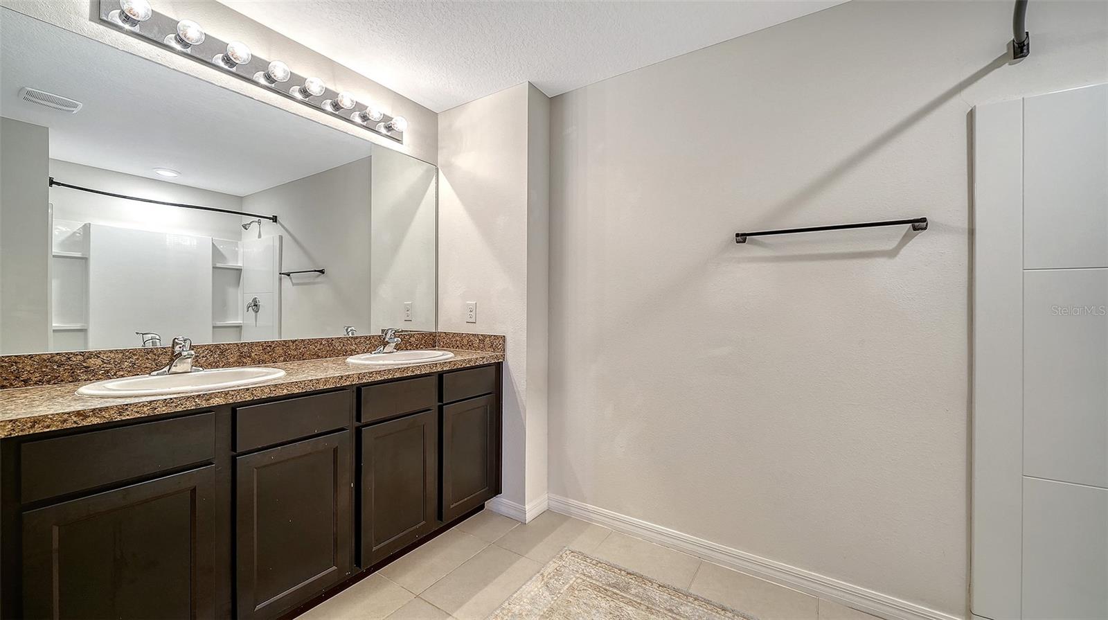 COTTAGES AT SAN LORENZO - Residential