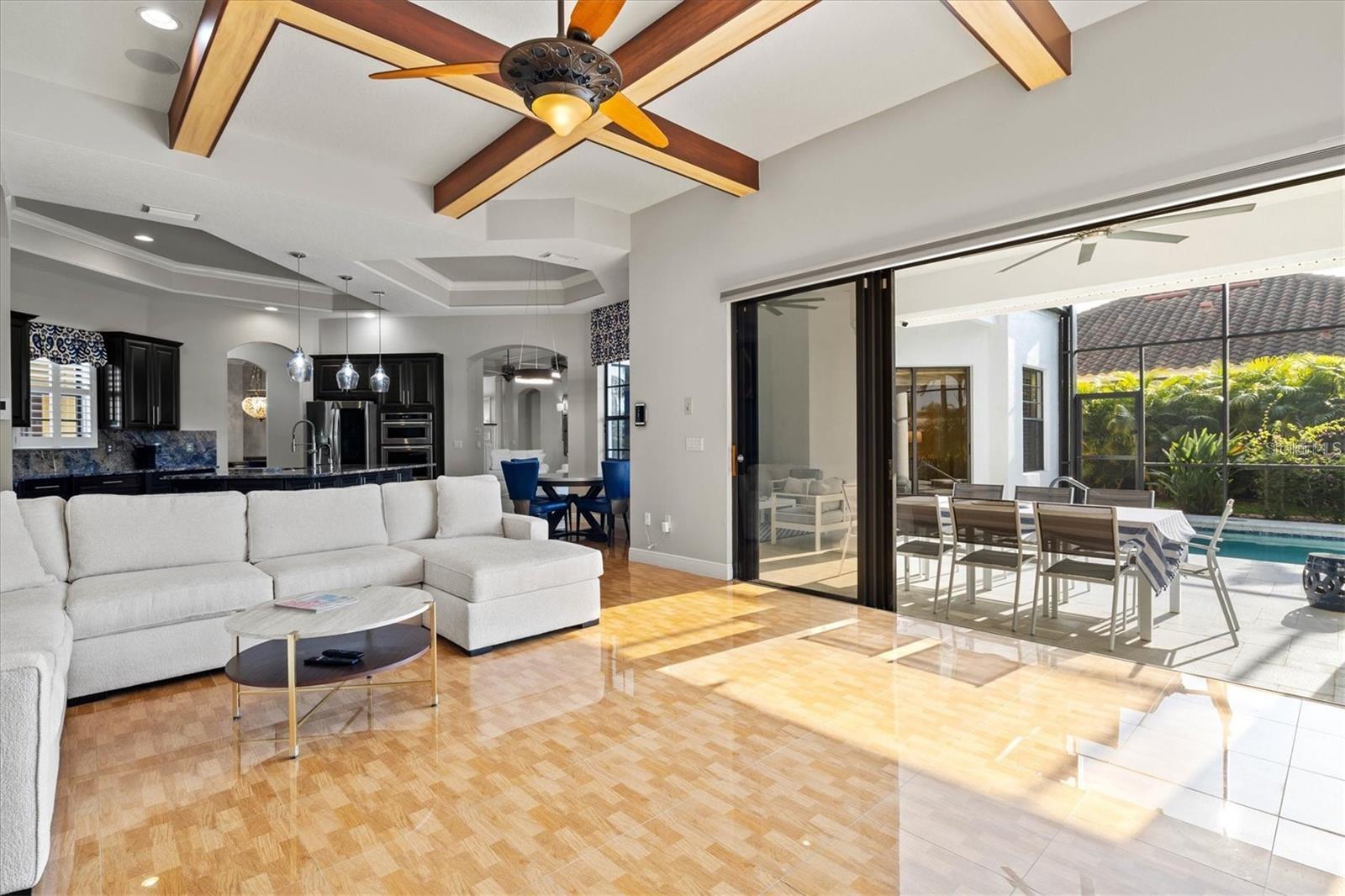 HARBOUR WALK - Residential Lease