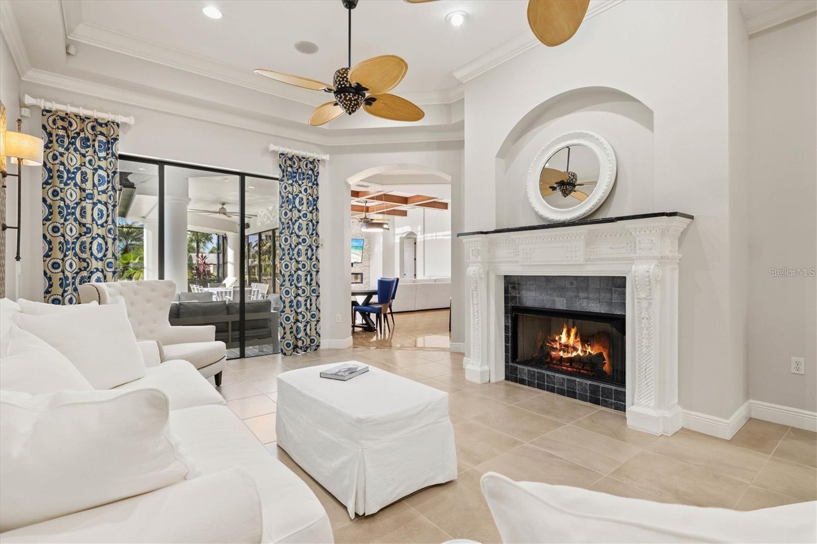 HARBOUR WALK - Residential Lease