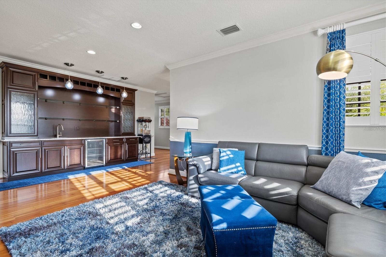 HARBOUR WALK - Residential Lease