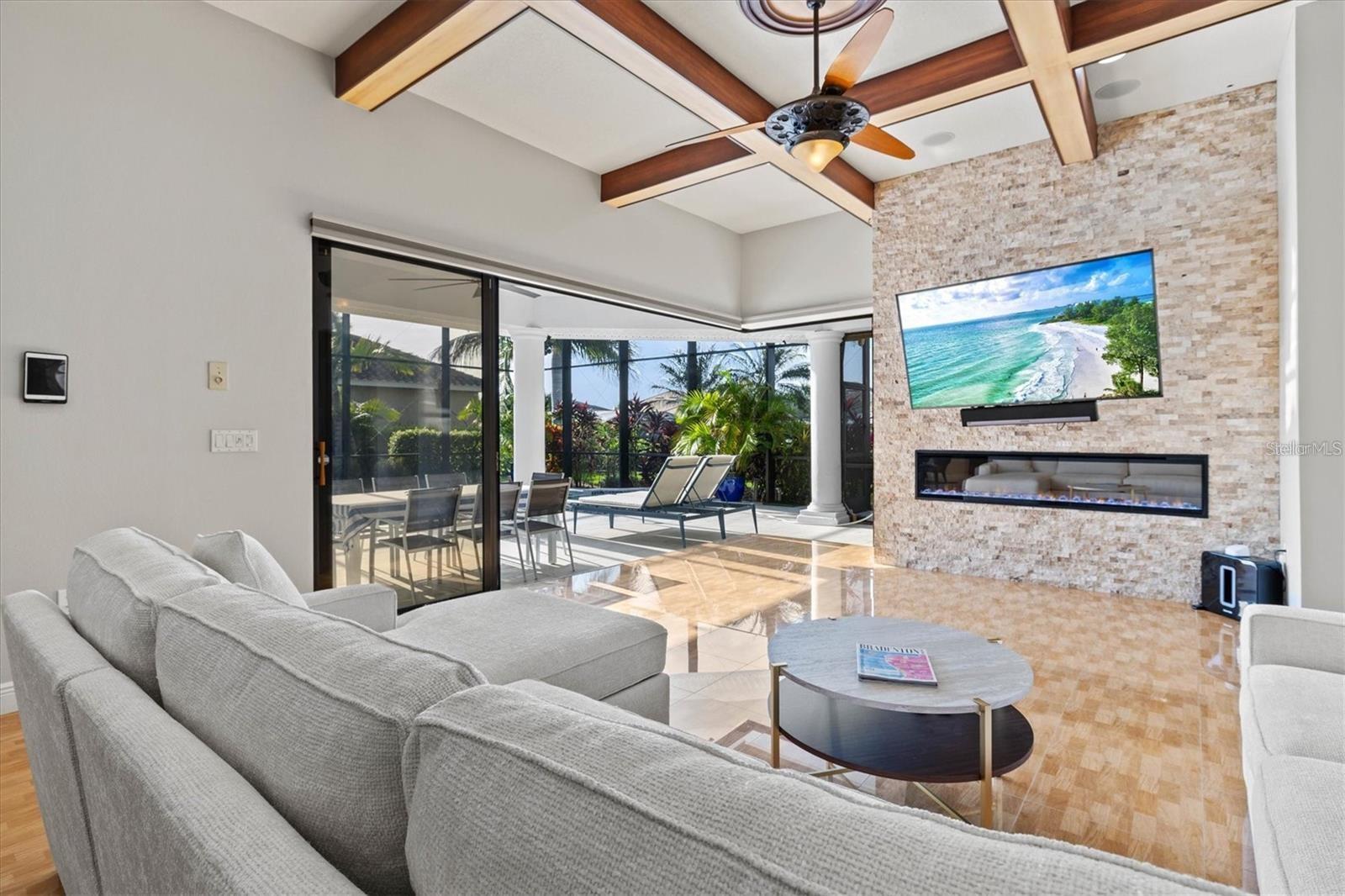 HARBOUR WALK - Residential Lease