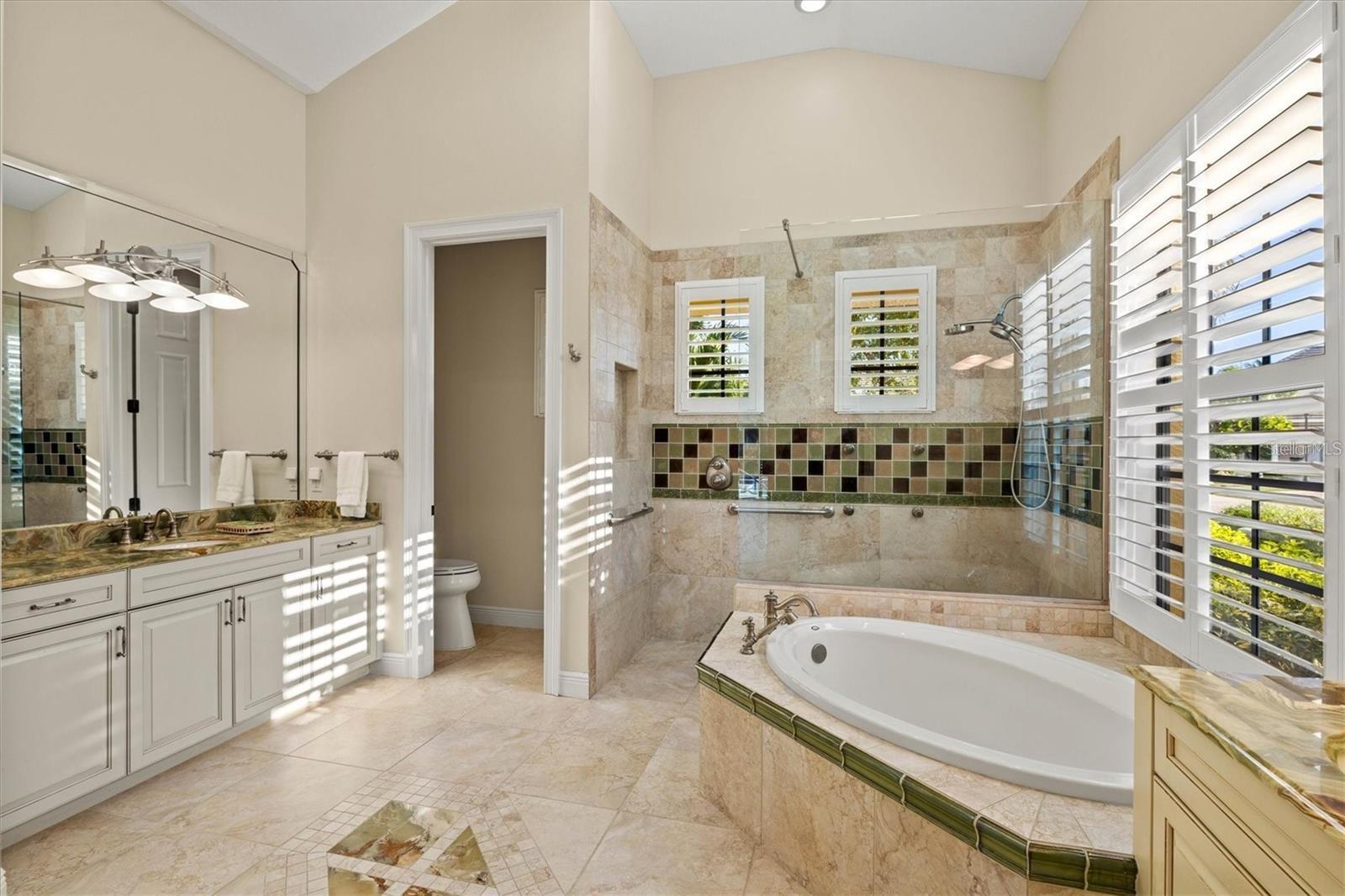 HARBOUR WALK - Residential Lease