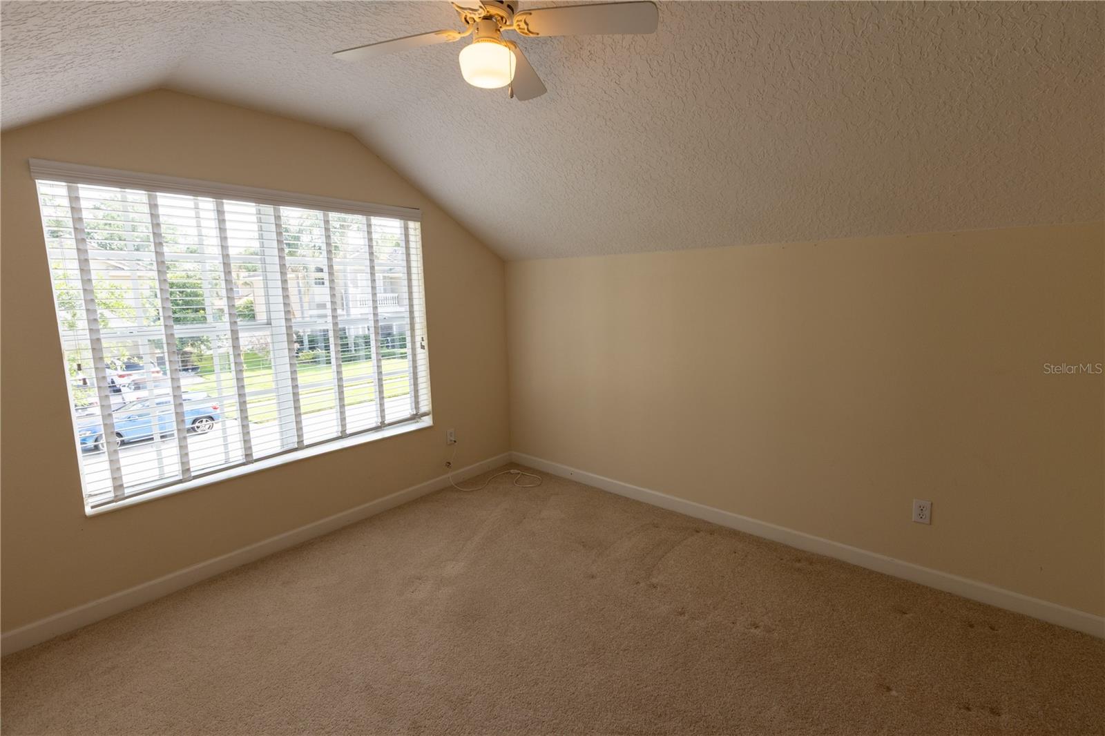 WINDSOR LANDING - Residential