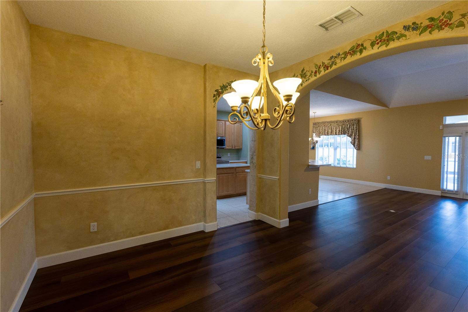 WINDSOR LANDING - Residential