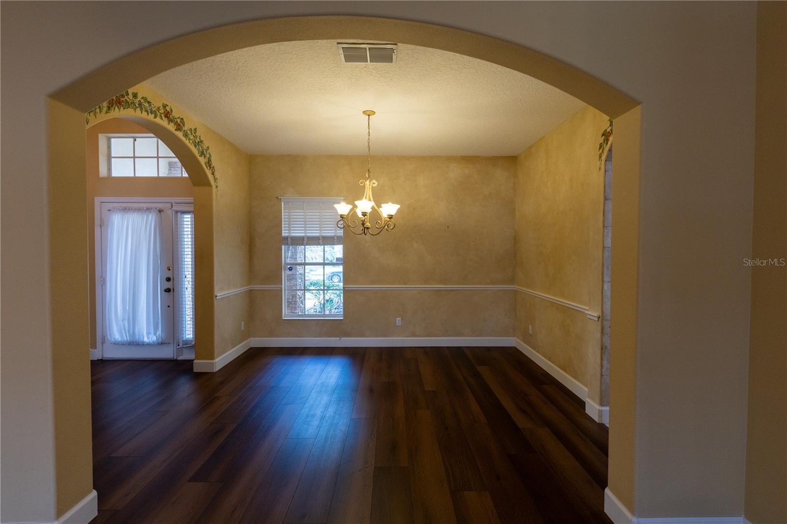 WINDSOR LANDING - Residential