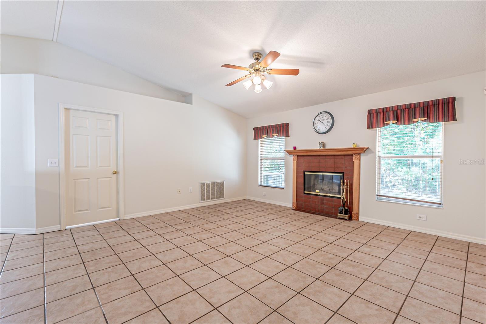 QUAIL HOLLOW PINES - Residential