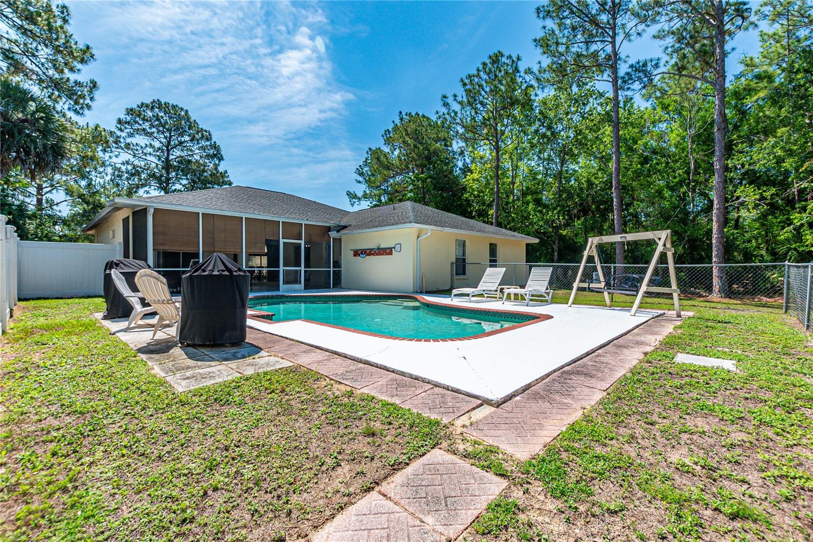 QUAIL HOLLOW PINES - Residential