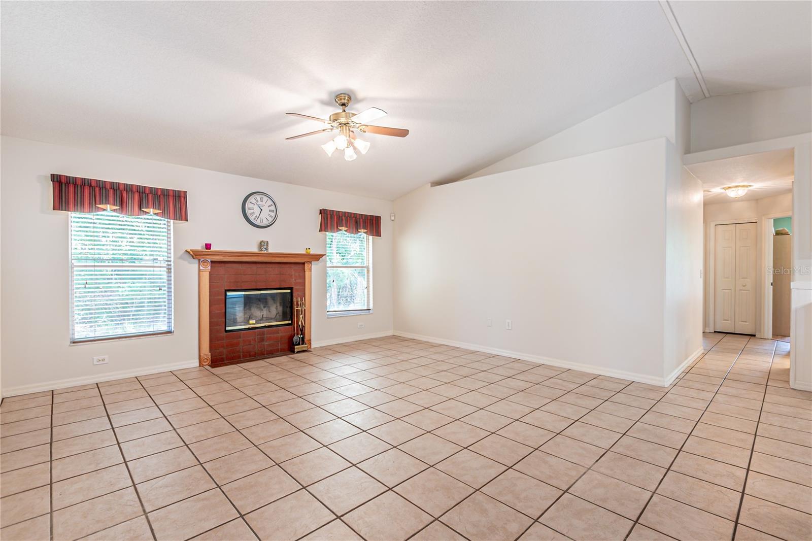 QUAIL HOLLOW PINES - Residential