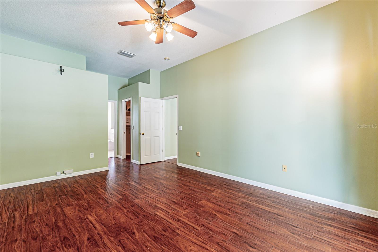 QUAIL HOLLOW PINES - Residential