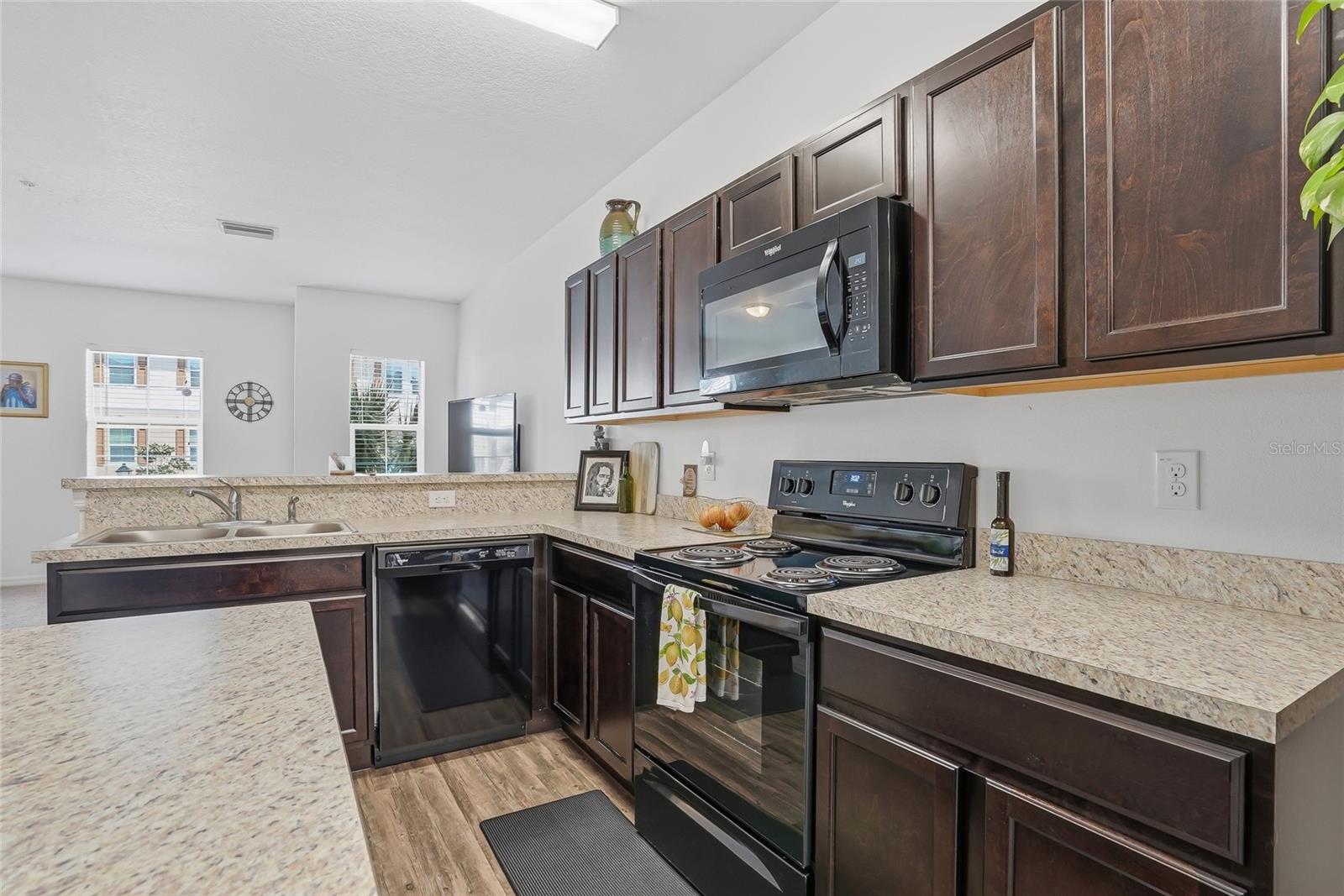 SEA FOREST BEACH CLUB TWNHMS - Residential